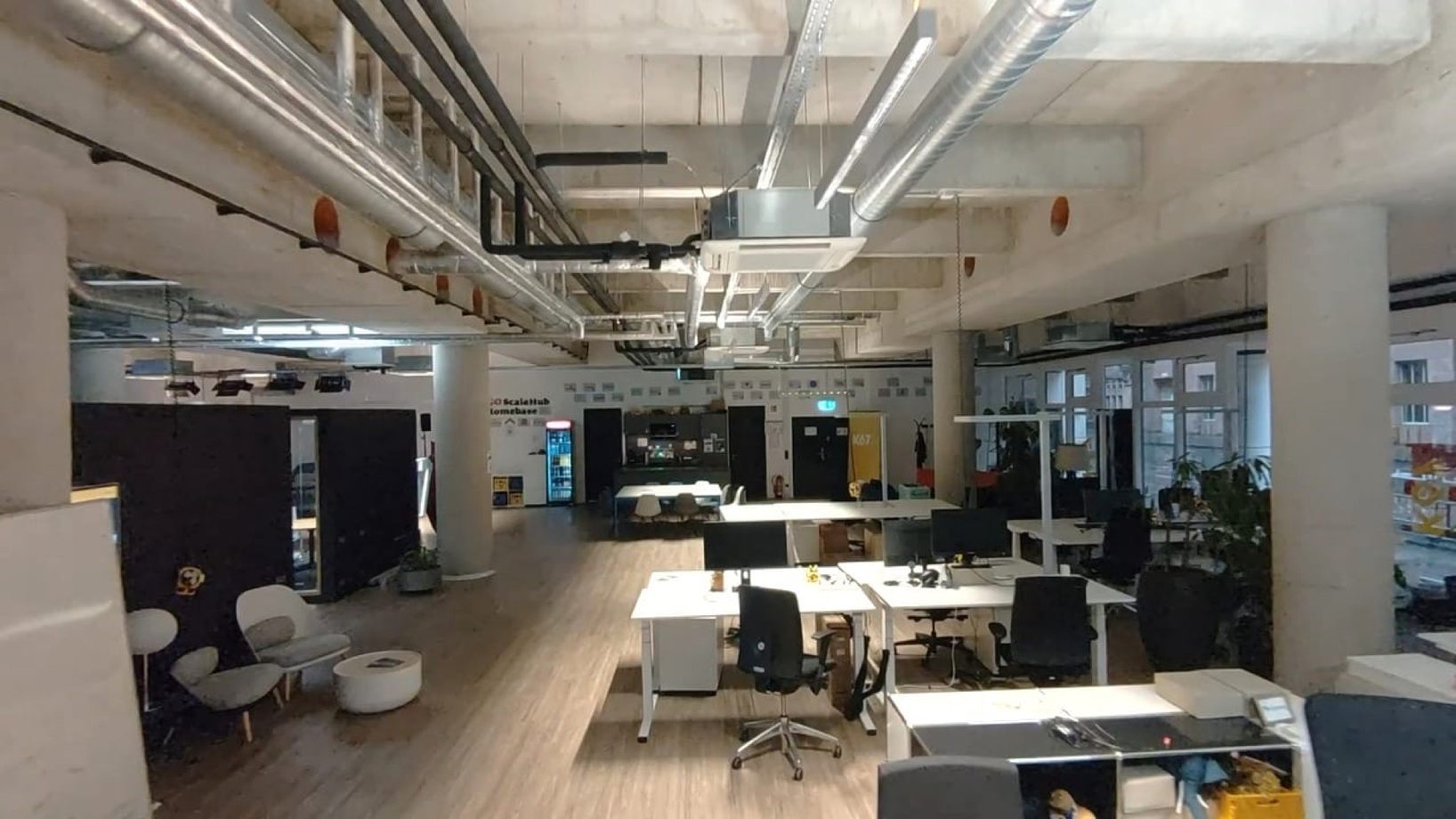 Arbeitsplätze im TechHub K67 in Düsseldorf